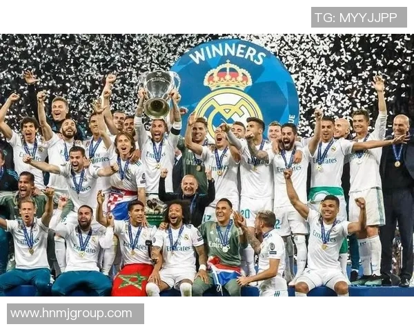 世纪足球荷兰五大球星的传奇足迹与辉煌成就解析